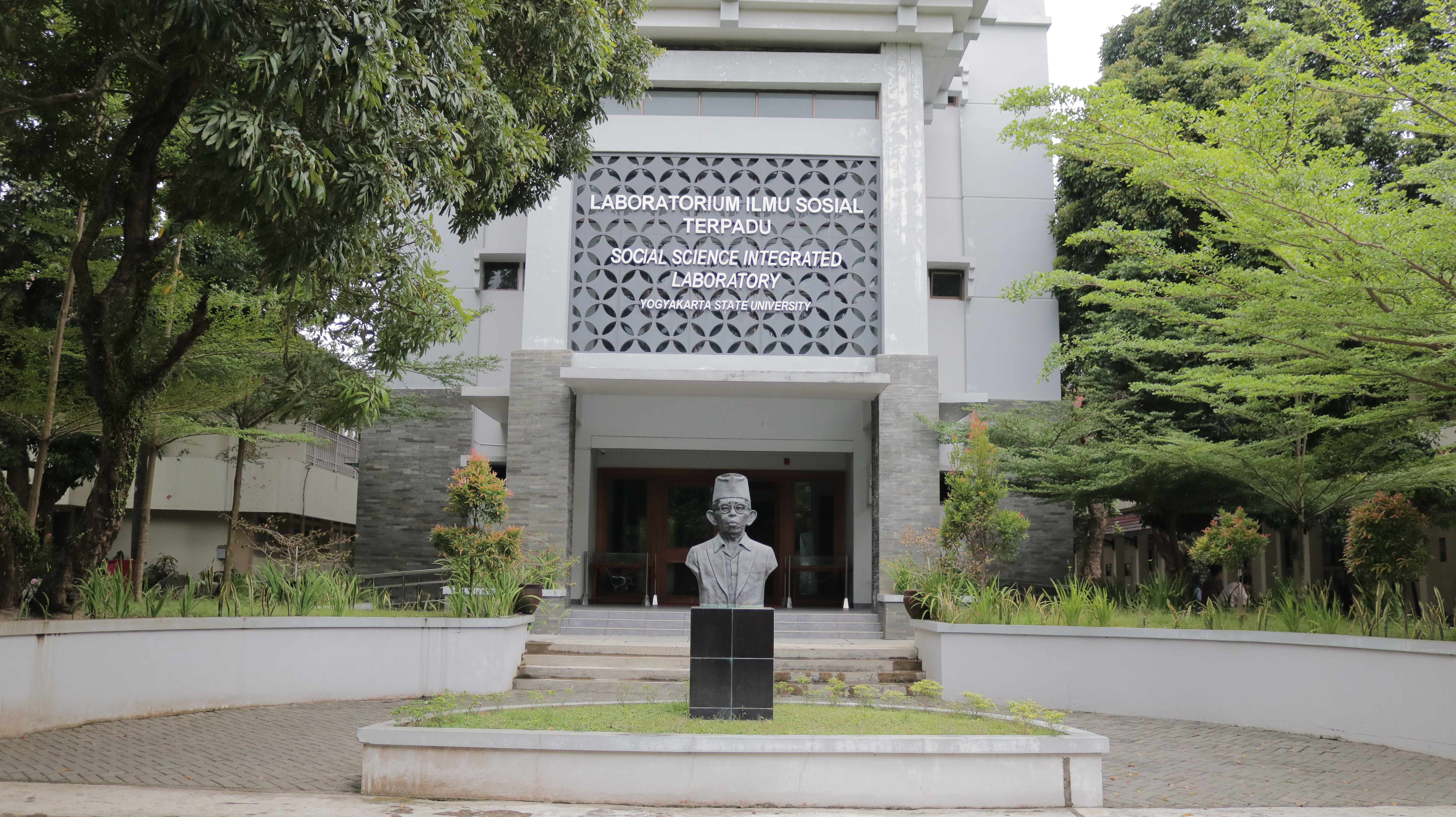 Gedung Laboratorium Terpadu