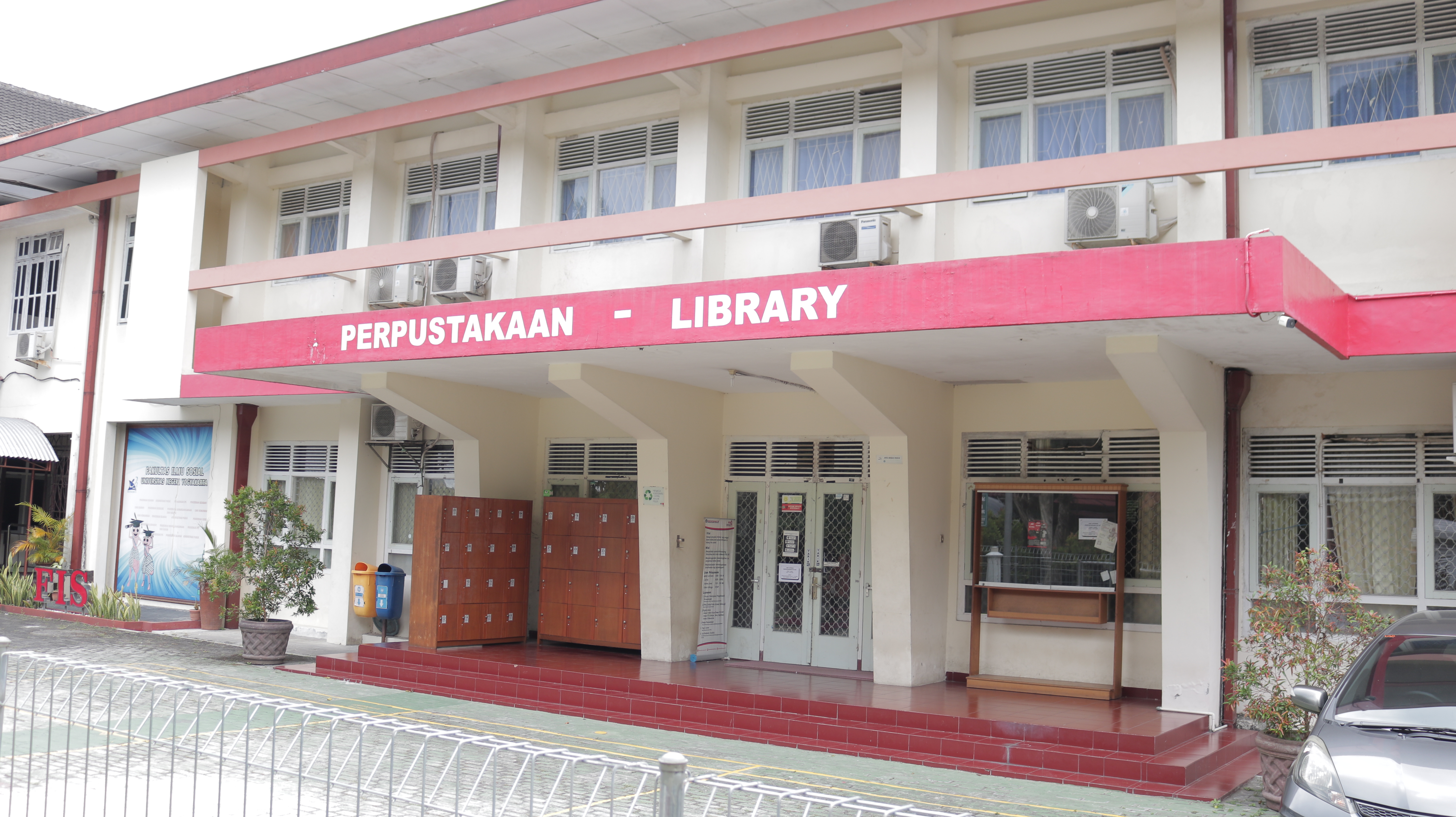 Perpustakaan FIS